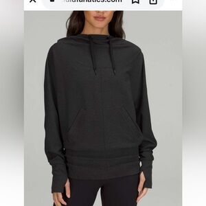 Black Throwback Flashback Pullover Size 4 by Lululemon